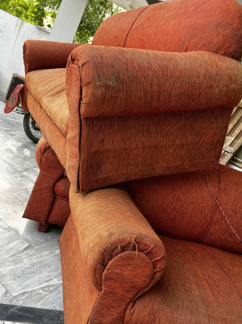 Sofa condition in pics 3