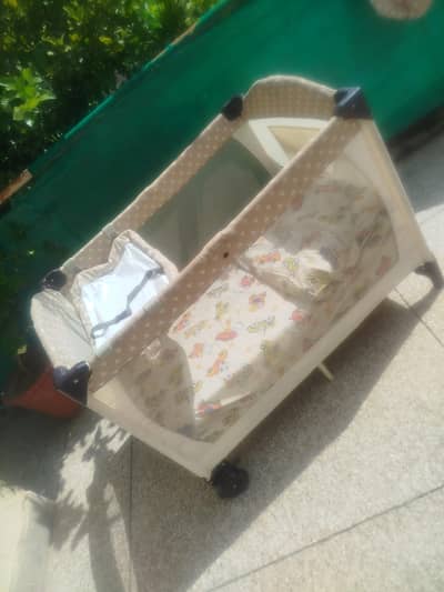 Baby crib