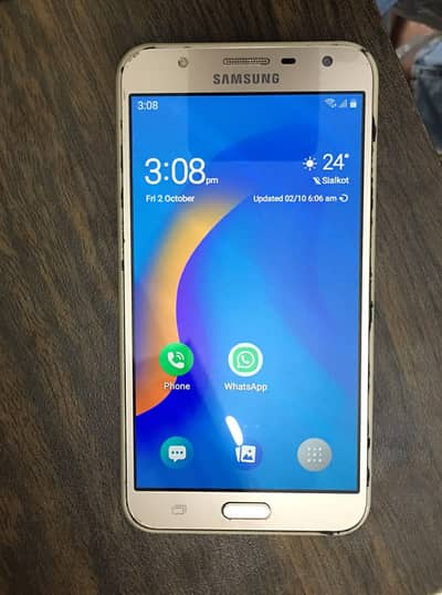 Samsung Mobile J7 Core