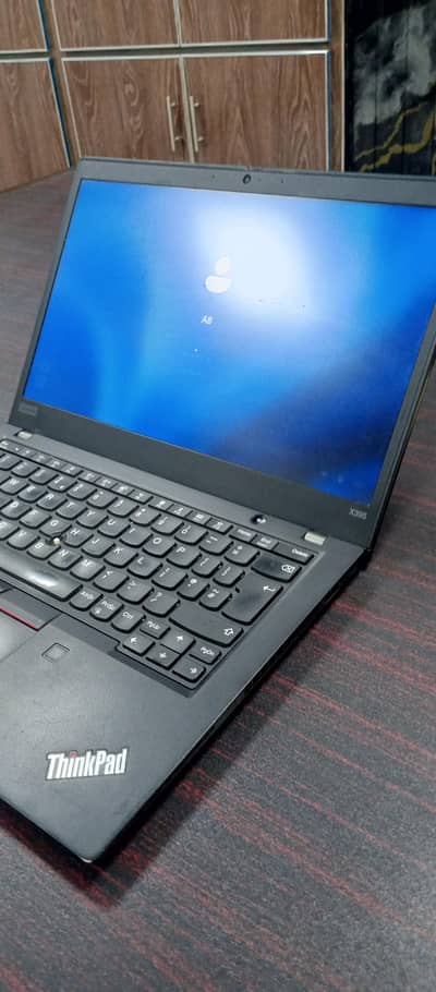 Lenovo Ryzen Pro 5