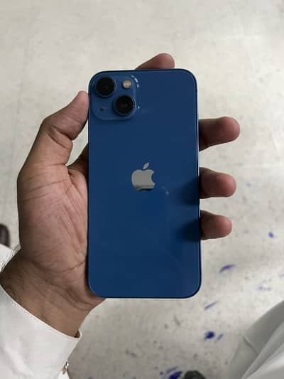 Apple iPhone 13