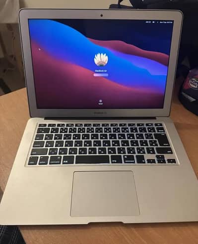MACBOOK air supreme quality 13 inch