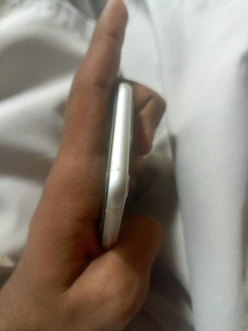 Apple iPhone SE 2