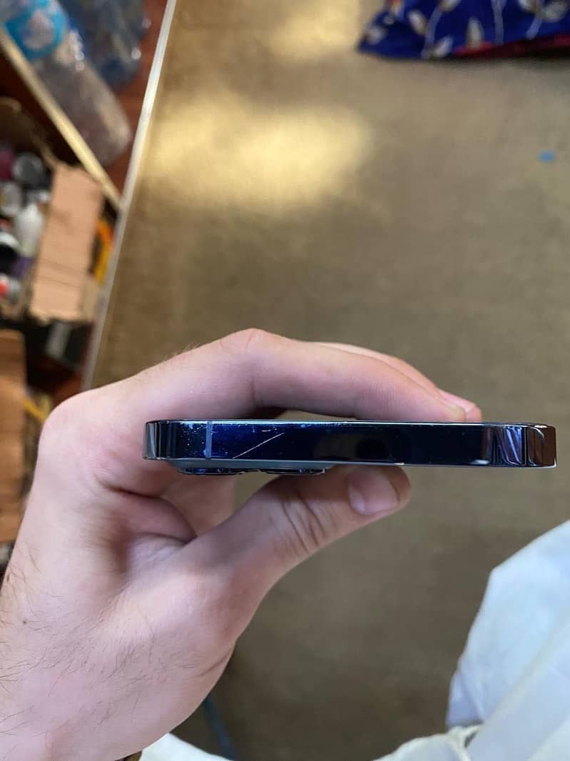 Apple iPhone 12 Pro Max 2