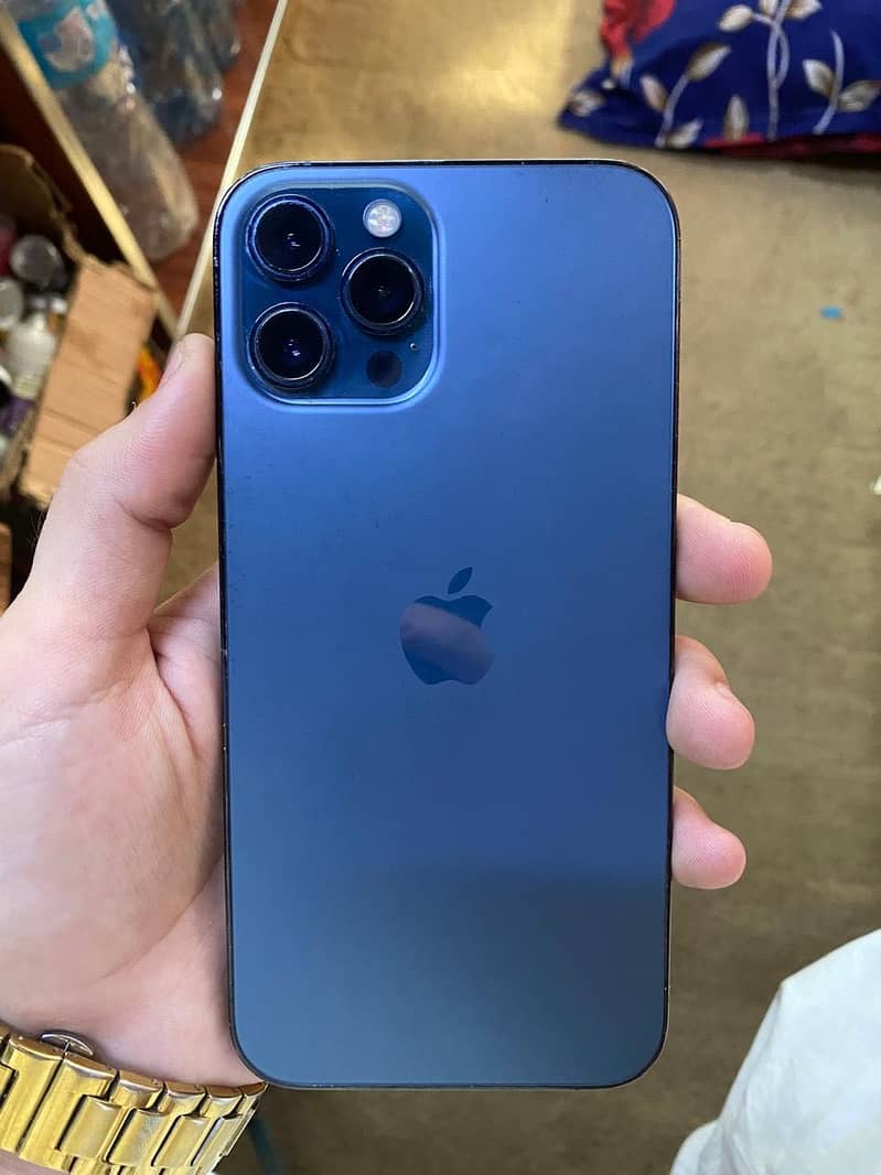 Apple iPhone 12 Pro Max 3