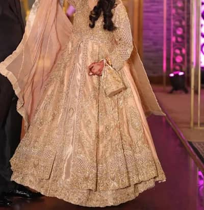i sell my elegant lehnga