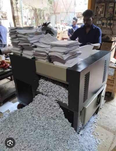 Shredder weast paper