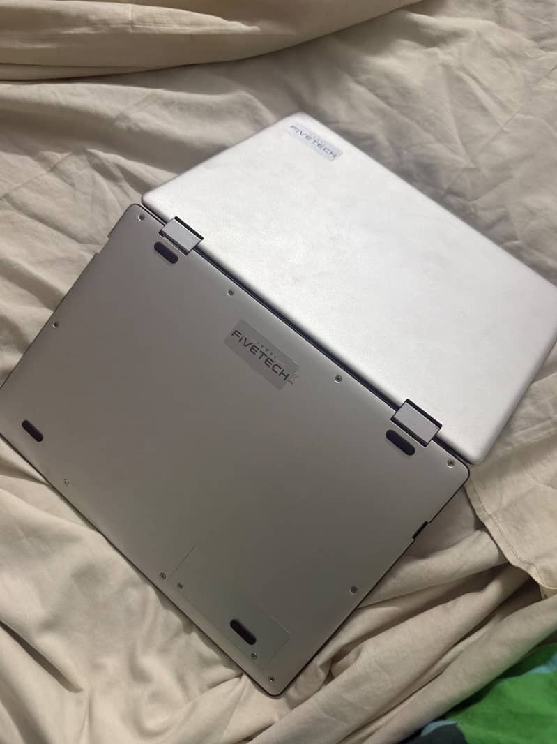 FiveTech touch laptop 0