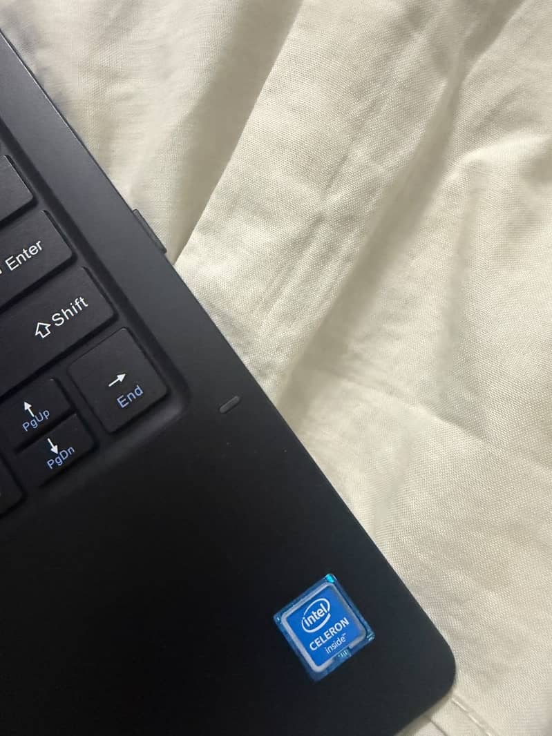 FiveTech touch laptop 1