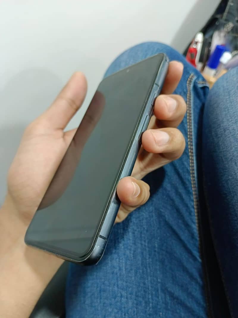 Google Pixel 8 3