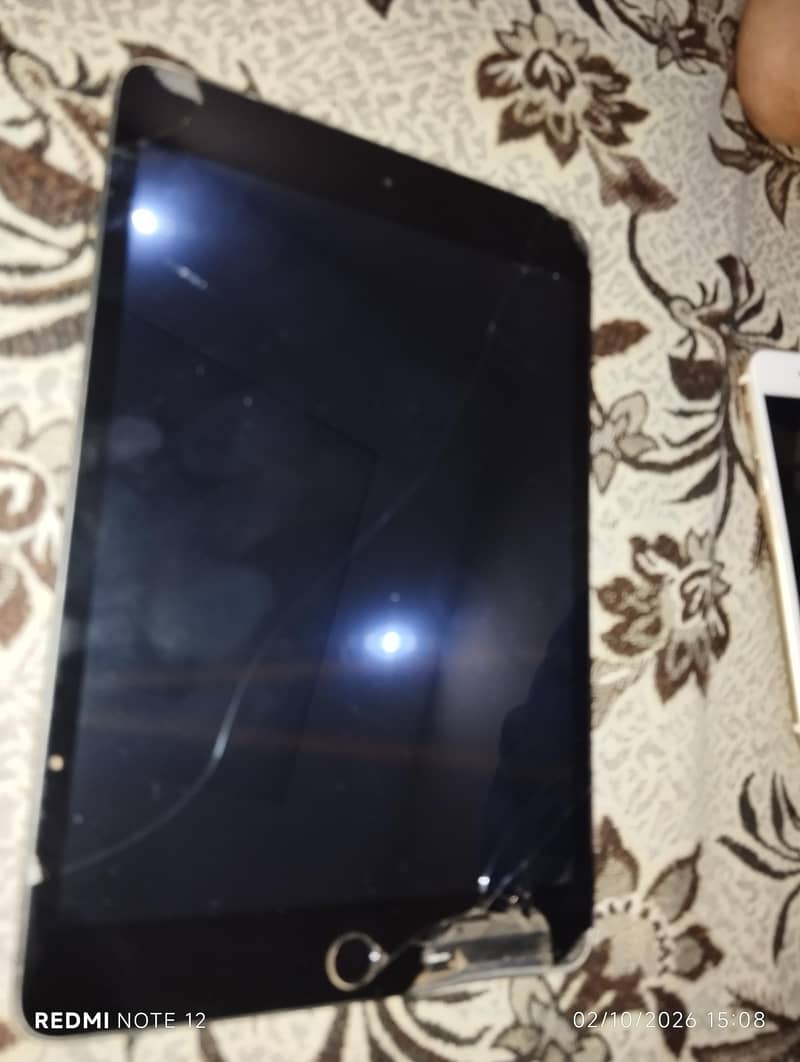 Apple iPhone ipad mini 5 1