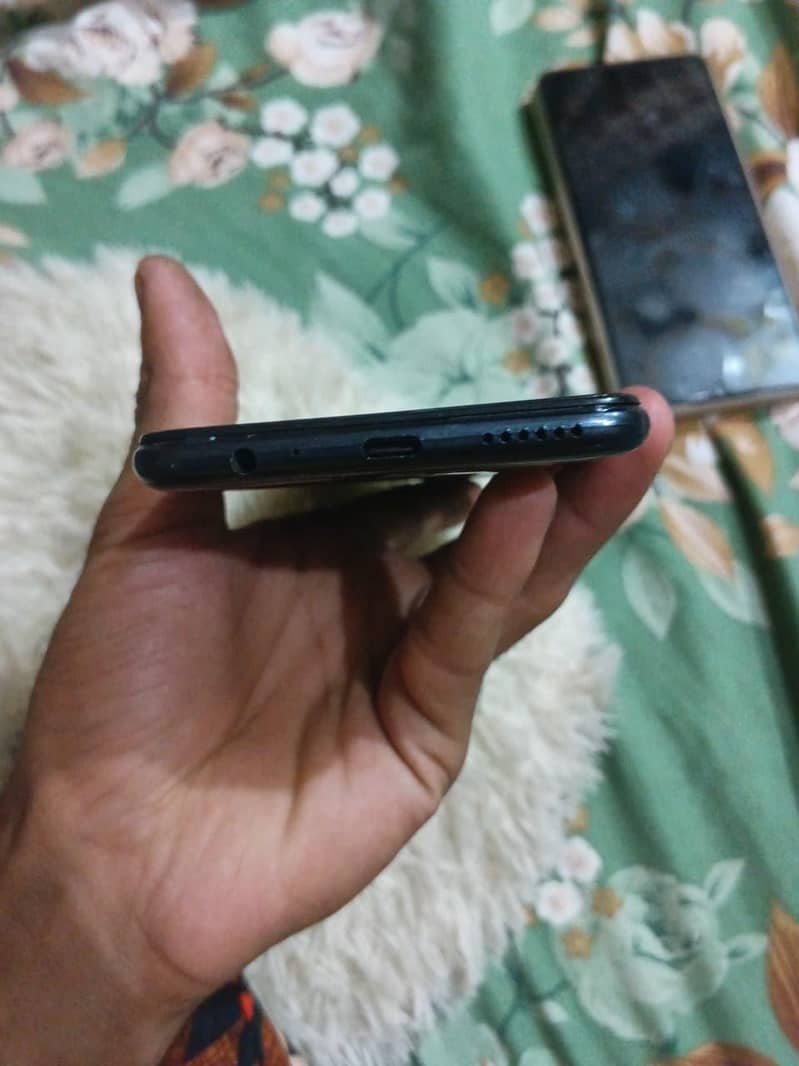 Infinix Note 8i 3
