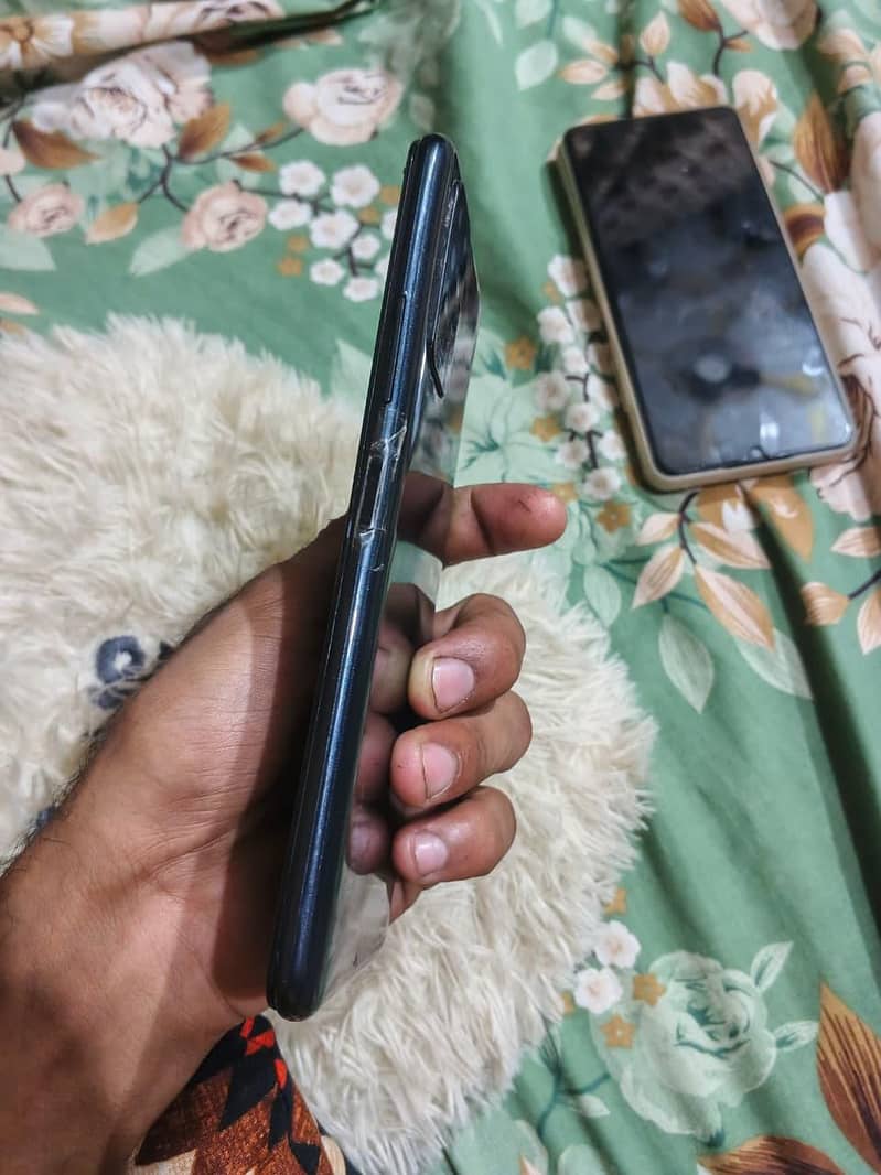 Infinix Note 8i 5