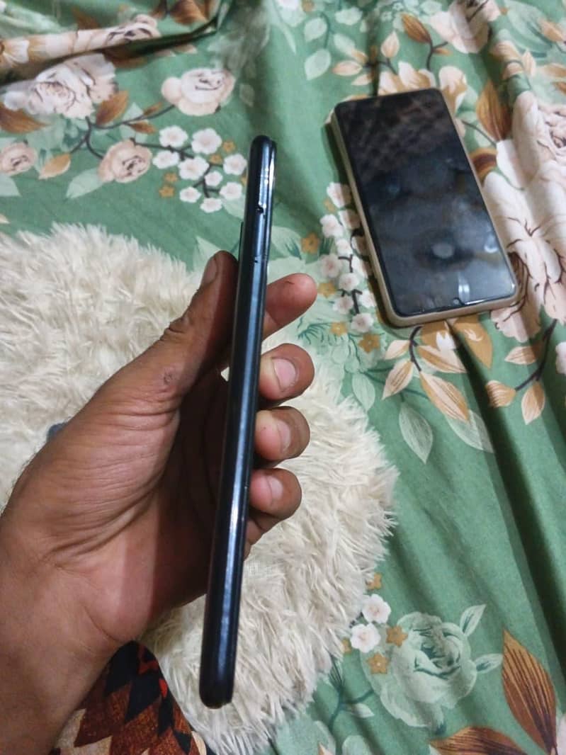 Infinix Note 8i 7