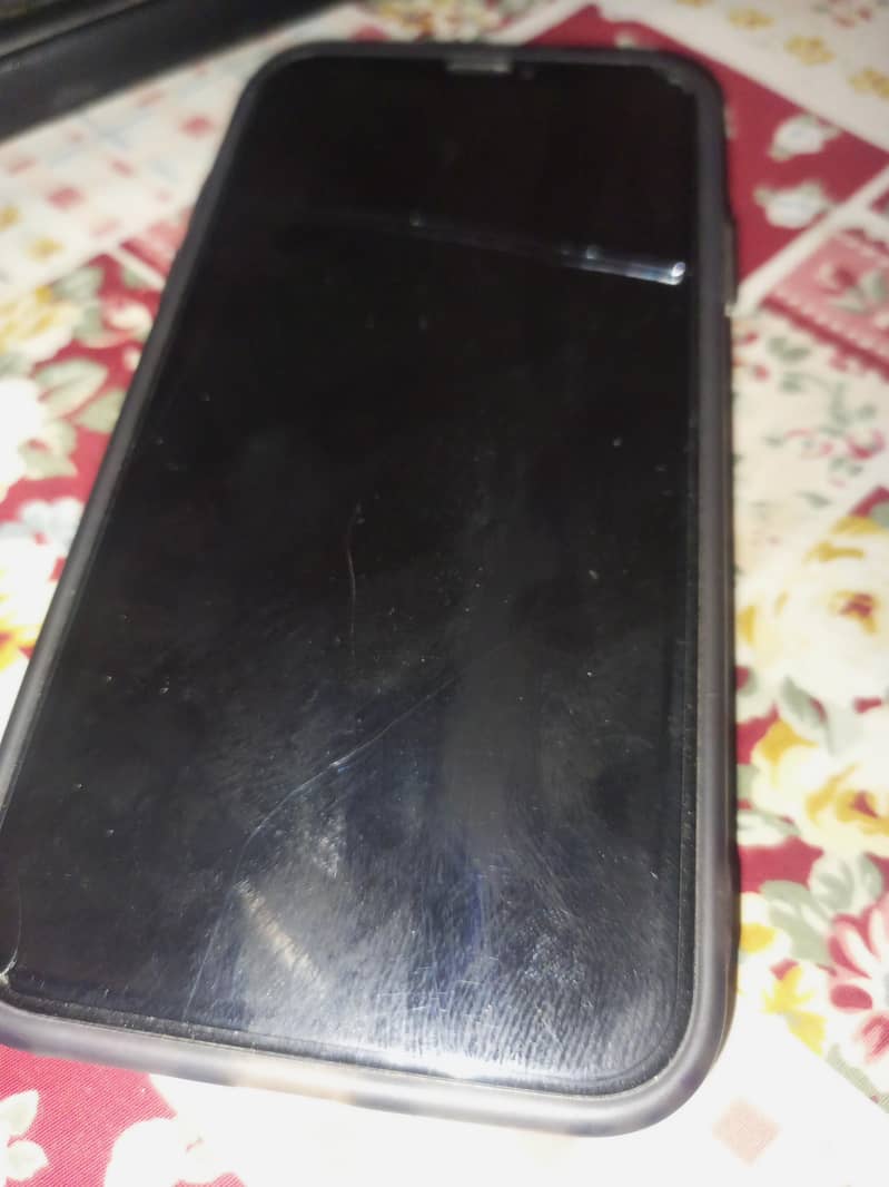 Apple iPhone XS 6
