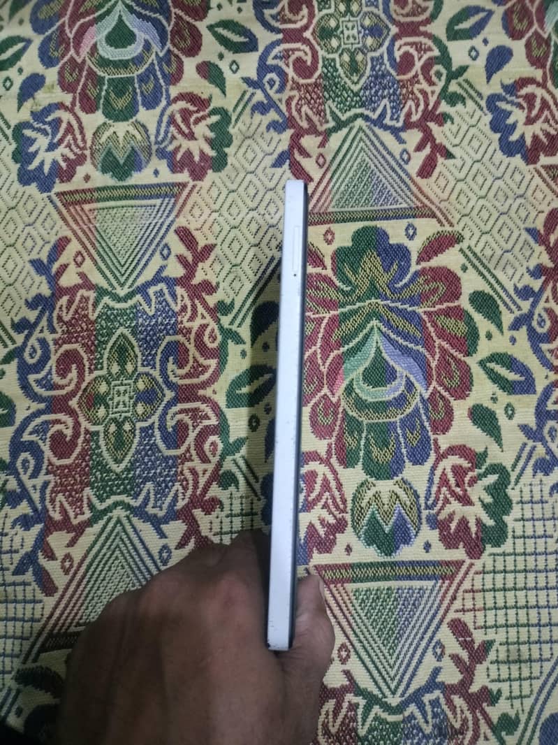 Tecno Spark 10 Pro 4