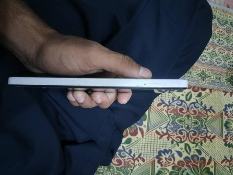 Tecno Spark 10 Pro 8