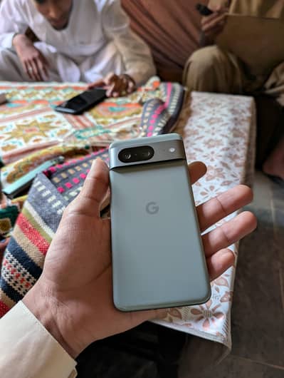Google Pixel 8