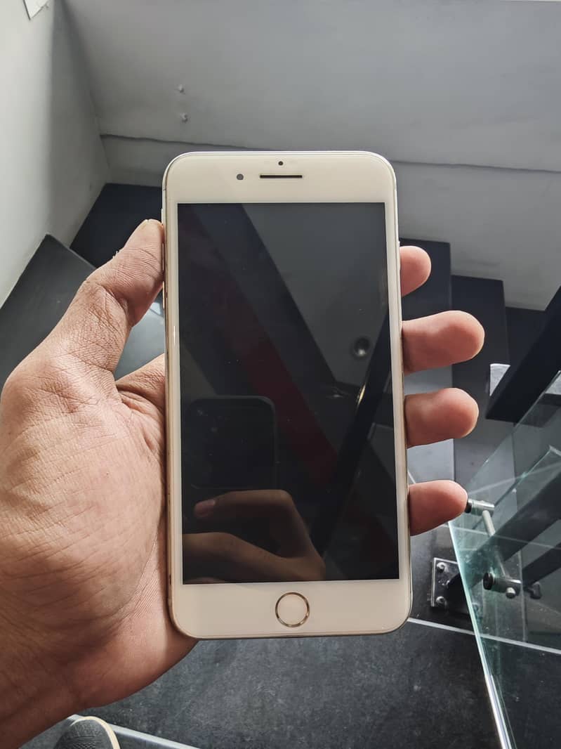 Apple iPhone 7 Plus 3