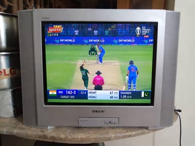 SONY COLOUR TV - FOR SALE