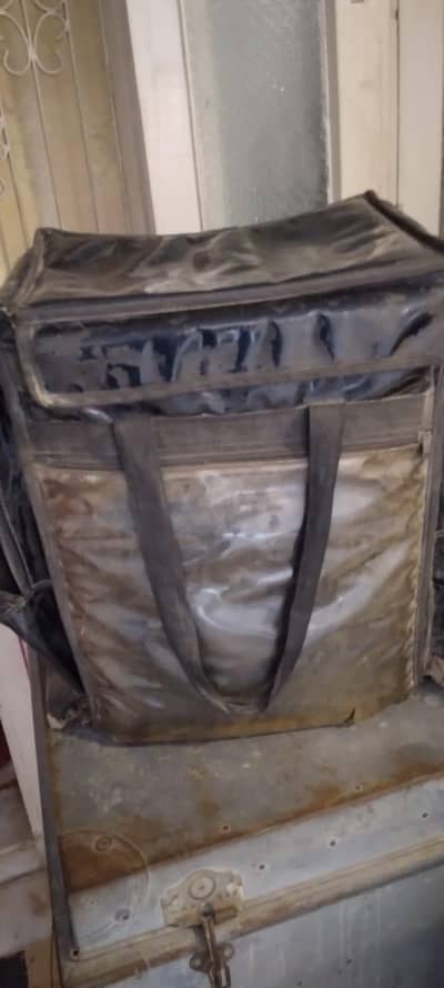 selling delivery bag