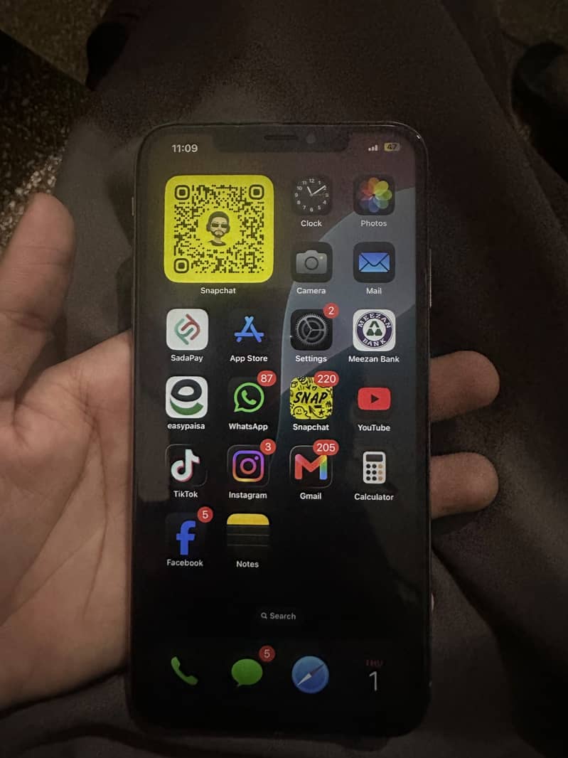 Apple iPhone XS Max 2