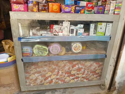 Aluminium showcase for shop confectionery items & roll samosa counter
