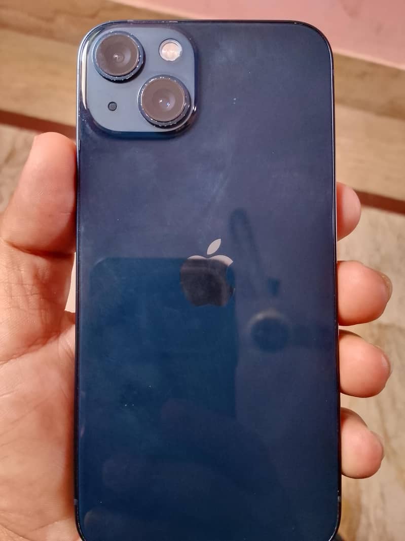 Apple iPhone 13 5