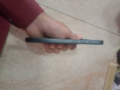 Apple iPhone 15