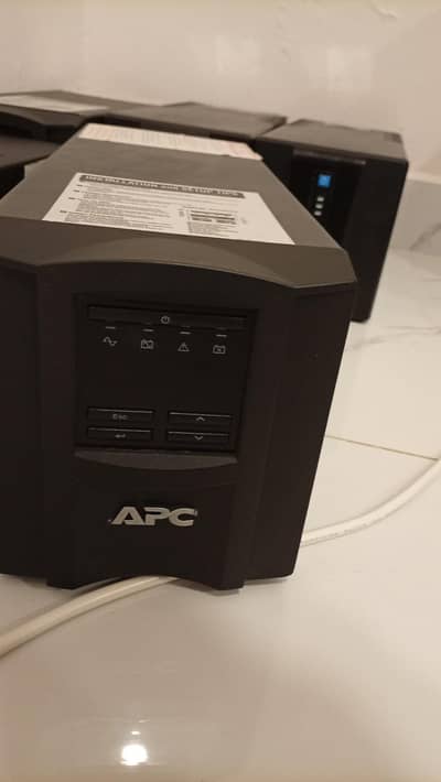 5pcs APC Smart-UPS SMT750I and Powerage ups 750VA/500W