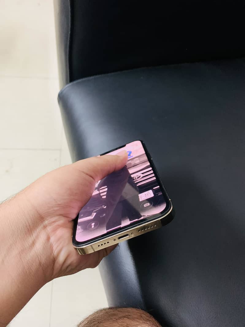 Apple iPhone 12 Pro Max 3