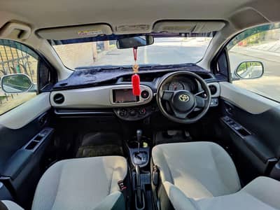 Toyota Vitz 2014