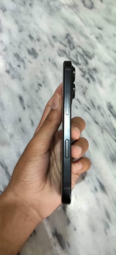 Apple iPhone 16 Pro