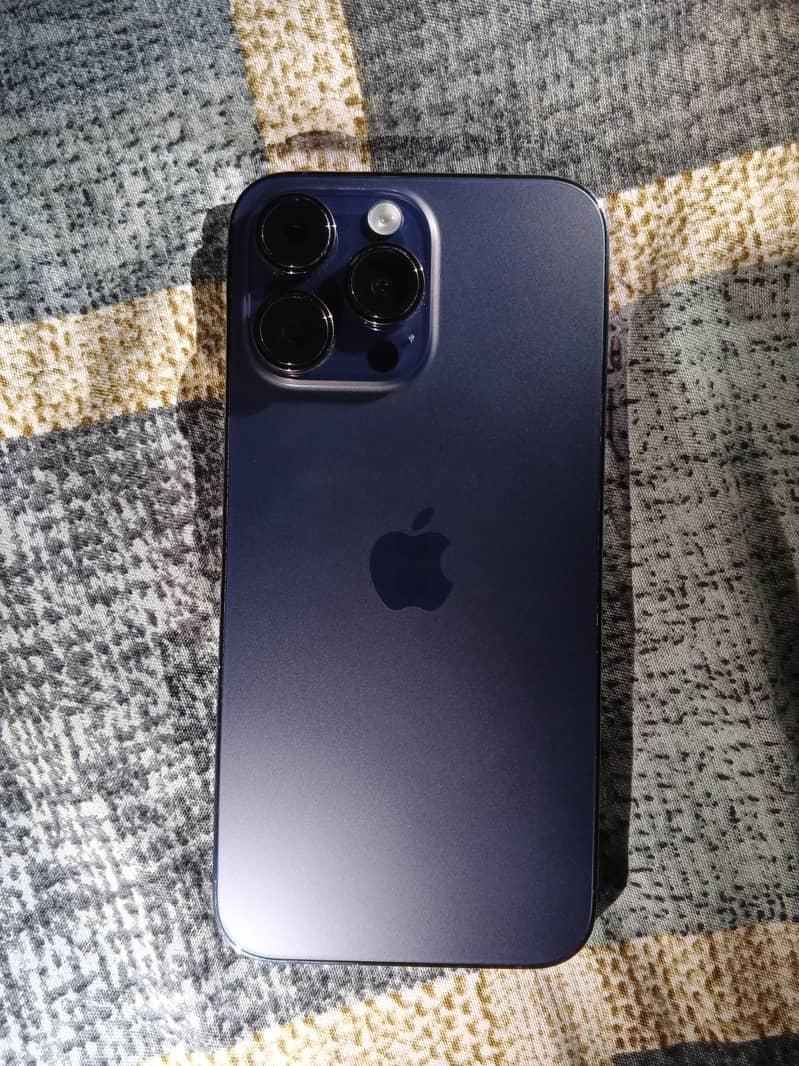 Apple iPhone 14 Pro Max 0
