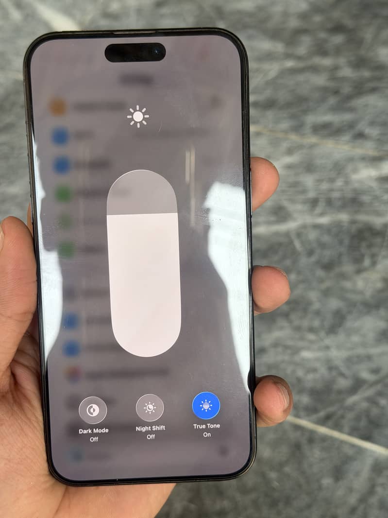 Apple iPhone 15 Pro Max 7