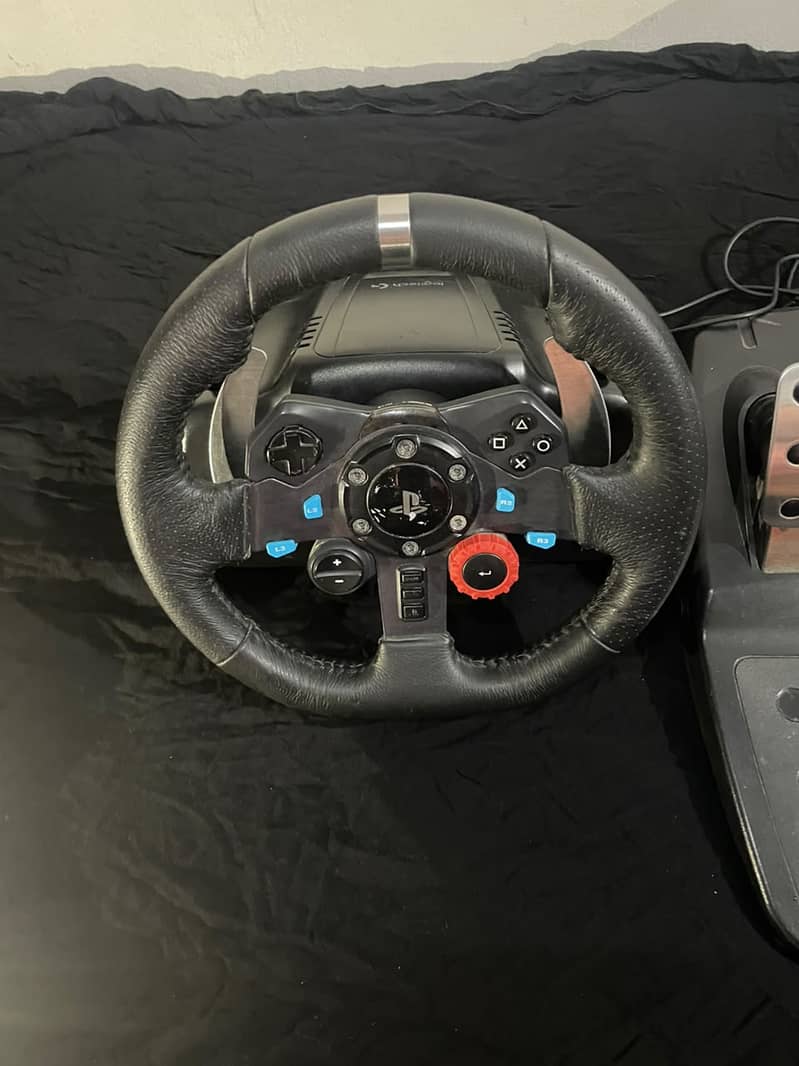 Logitech G29 without shifter 1