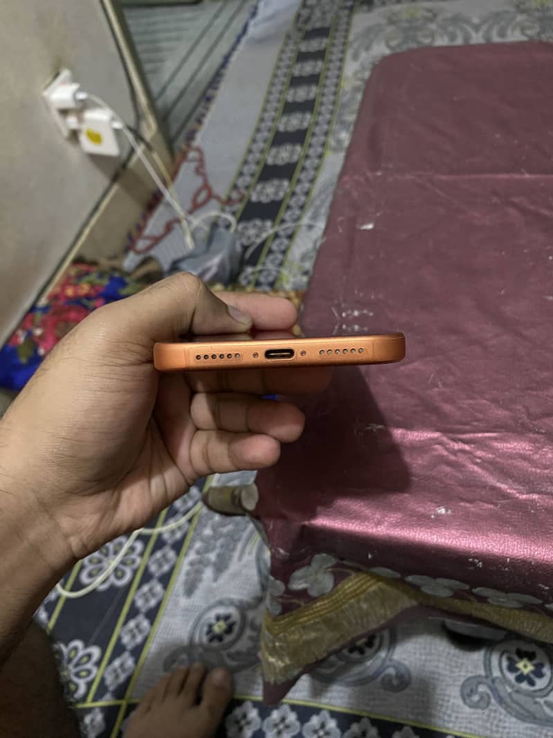 Apple iPhone 17 Pro Max 6