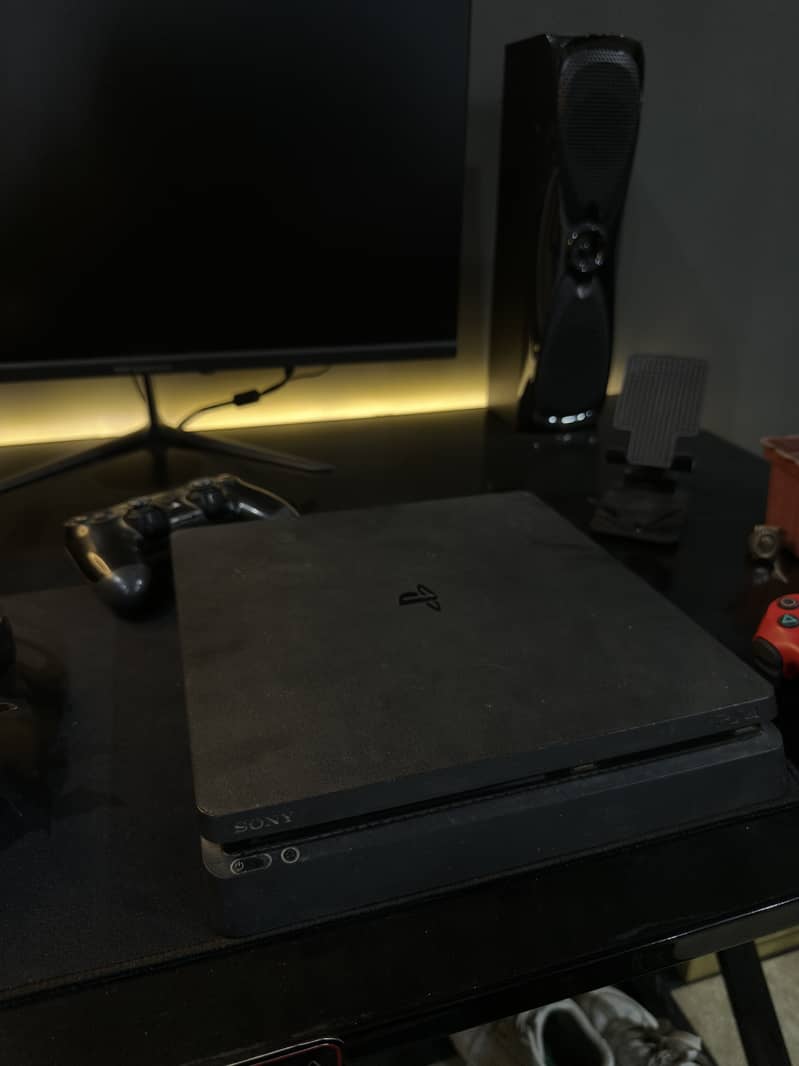 Ps4 Slim 1