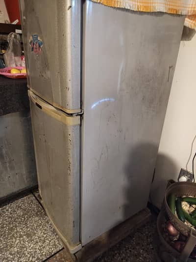 Refrigerator for Sale (Address: Stadium Road Abbottabad)