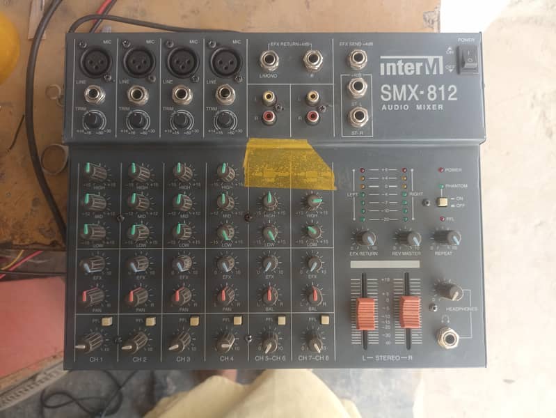 Interm 4چینل مکسر برائے فروخت 2