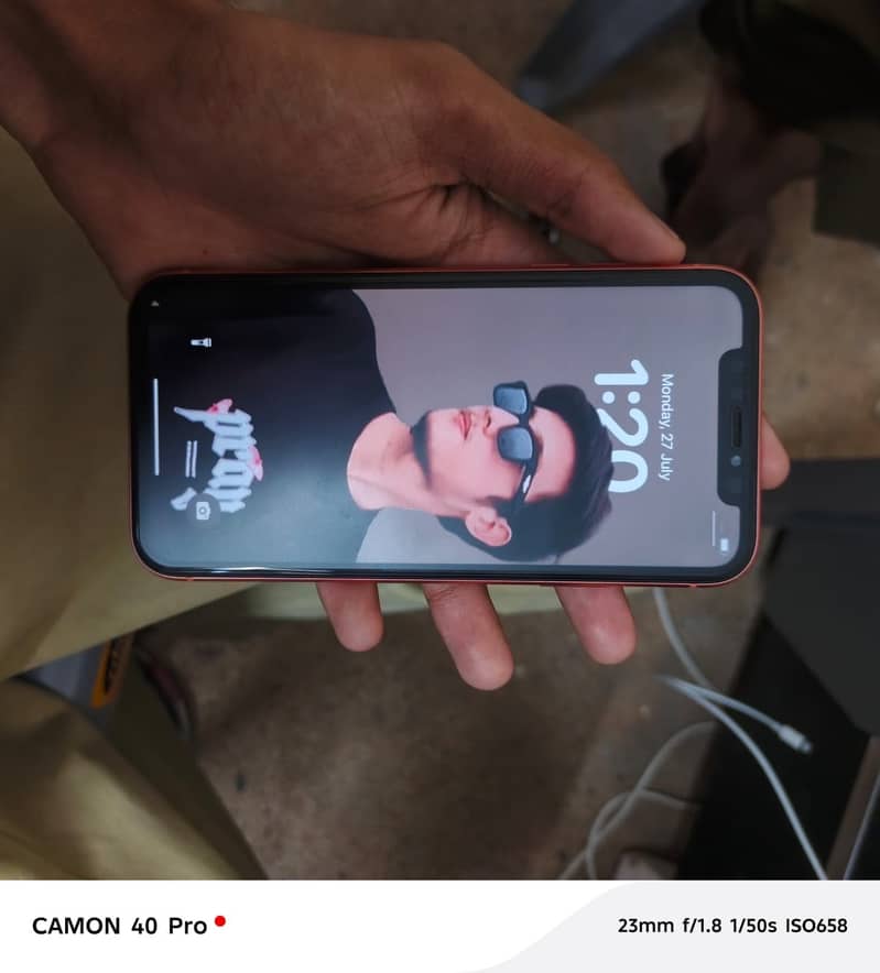 Apple iPhone XR 4