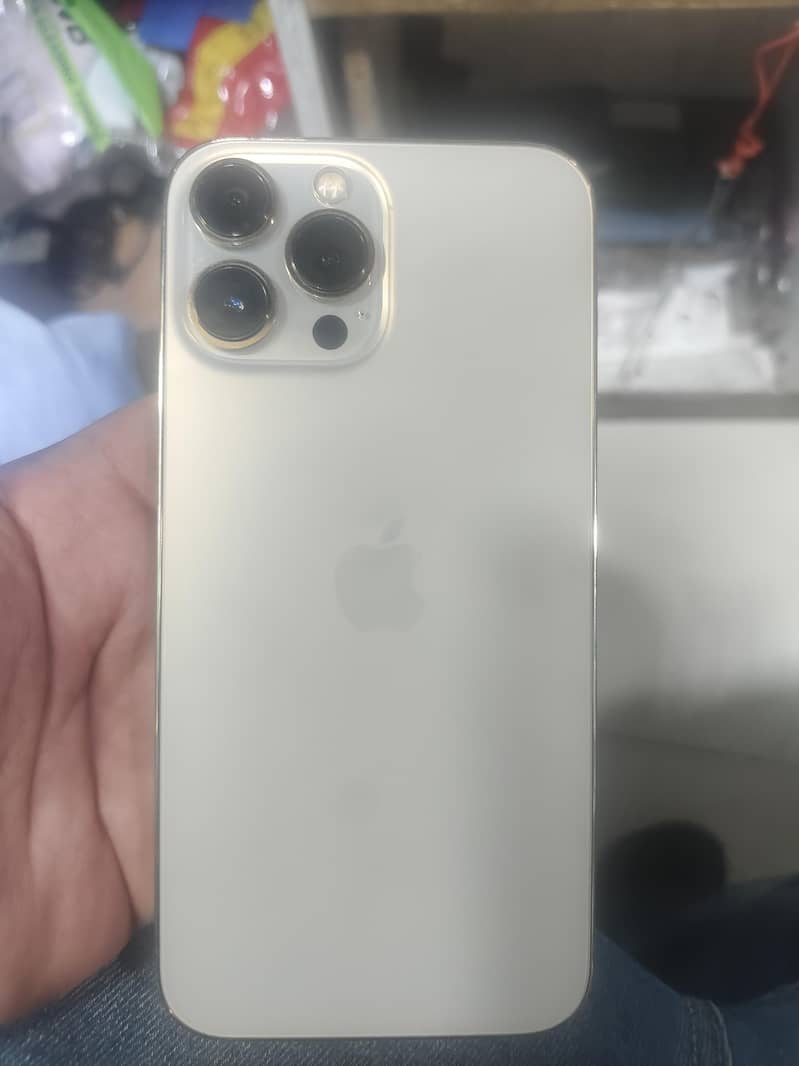 Apple iPhone 13 Pro Max 0