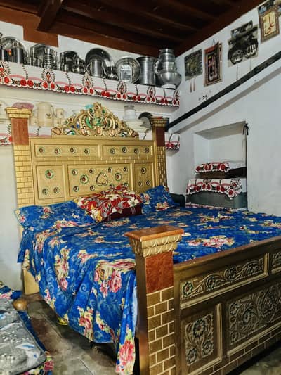 King bed wooden