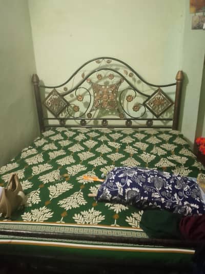 iron bed