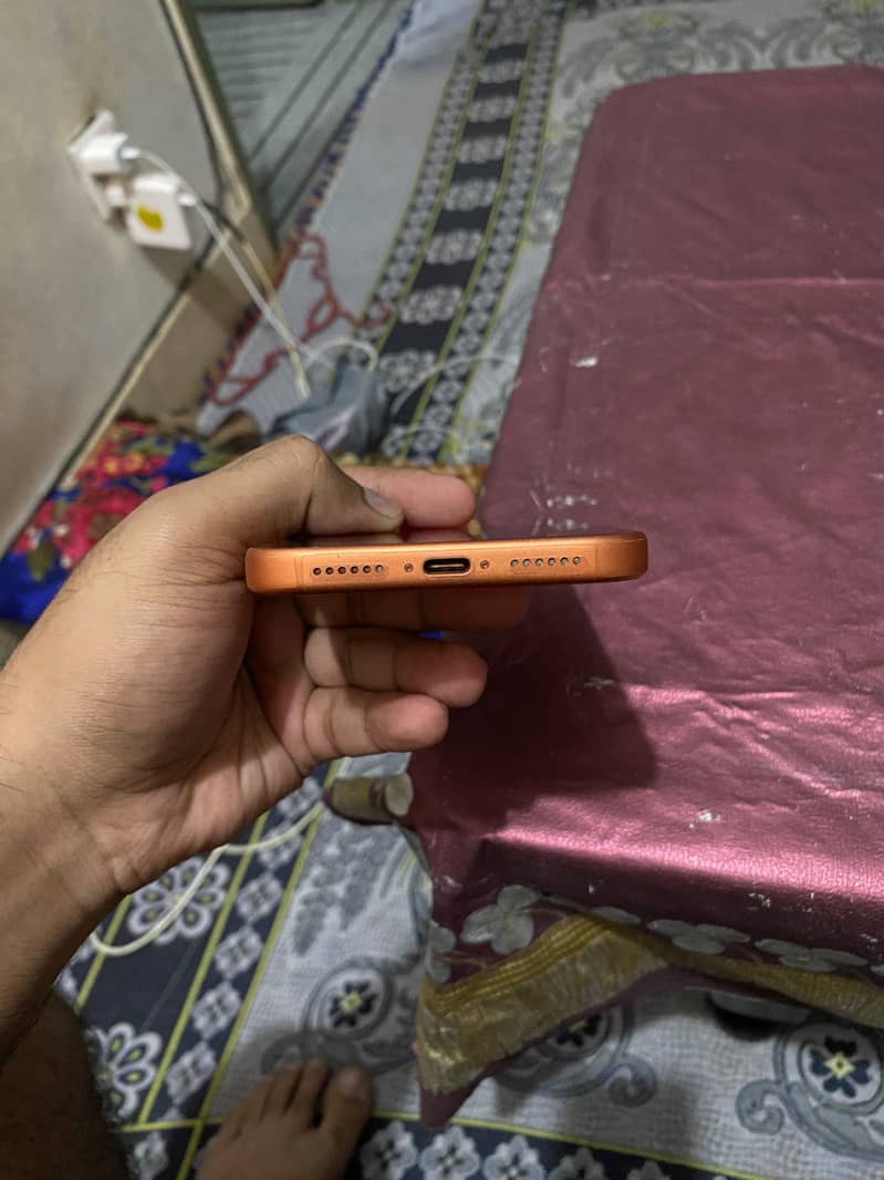 Apple iPhone 17 Pro Max 3