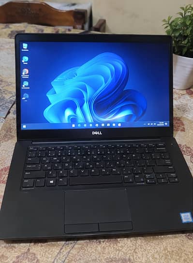 DELL LATITUDE  7380 [i7 / 7GEN]