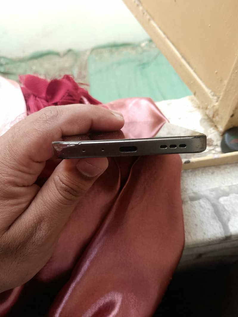 OPPO A5 Pro 4