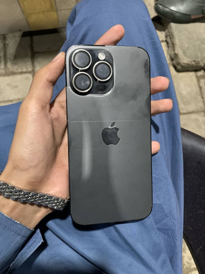 Apple iPhone 14 Pro Max 2