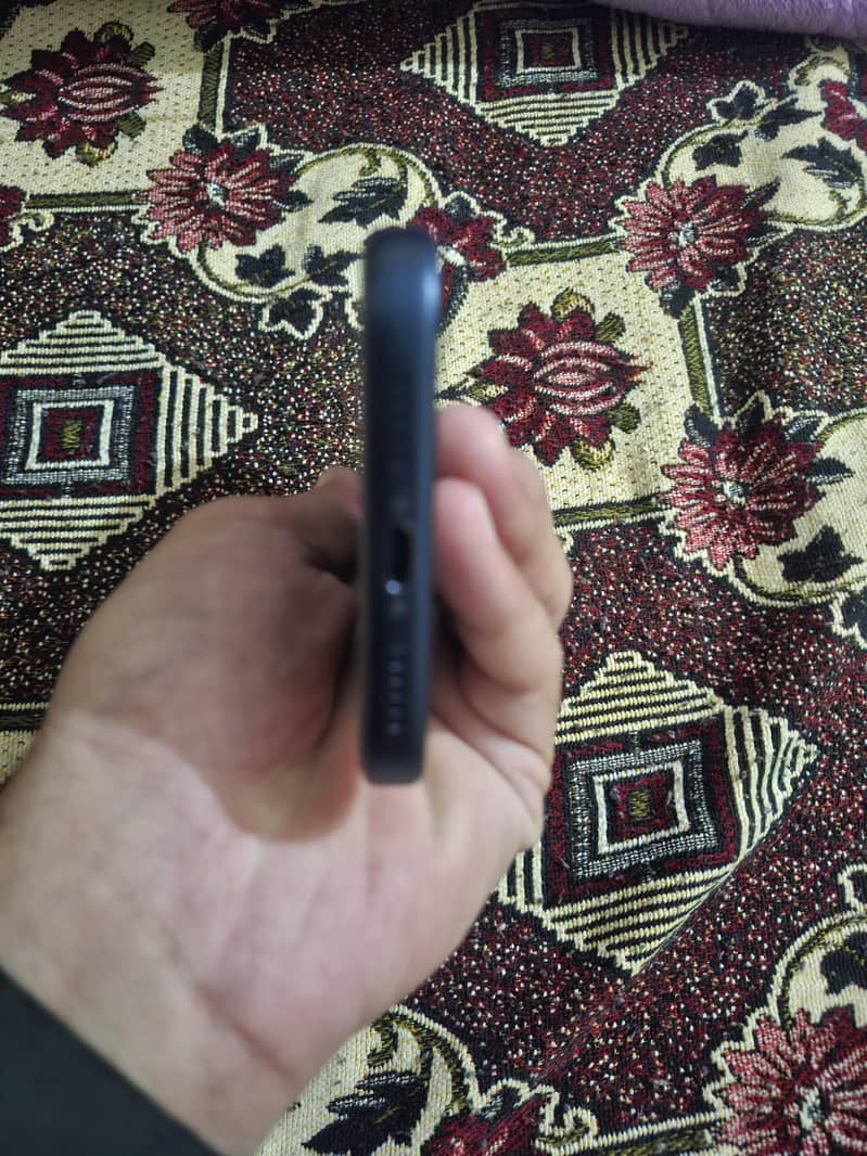 Apple iPhone 17 Pro Max 2