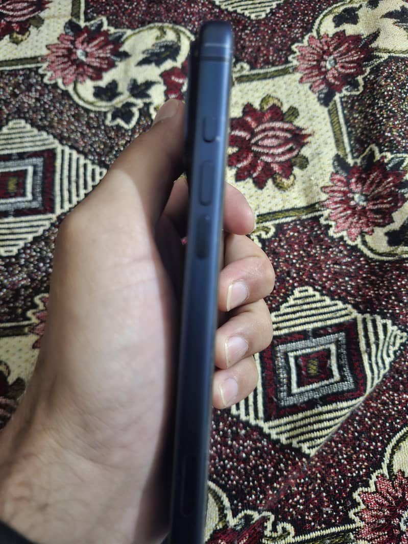 Apple iPhone 17 Pro Max 5